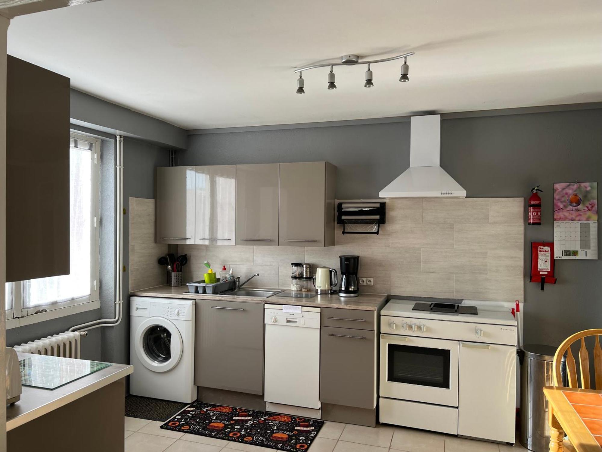 Gite Du St Martin Lägenhet Oradour-Fanais Exteriör bild